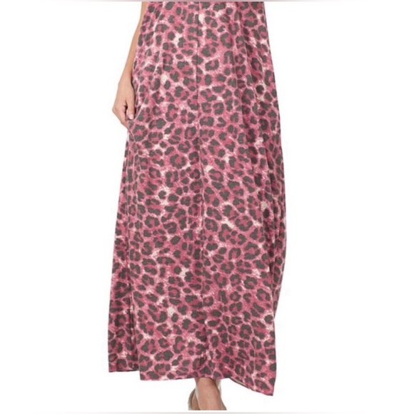 LG NWT Zenana Leopard Print Cami Maxi Cranberry Relaxed Summer Dress! - Picture 3 of 3